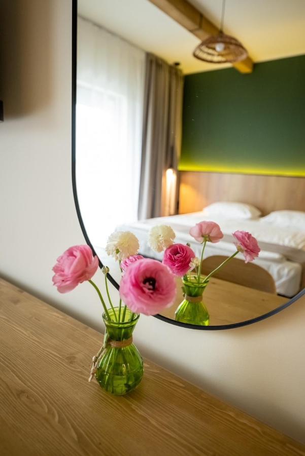 Stokker Hotel Oradea Eksteriør bilde