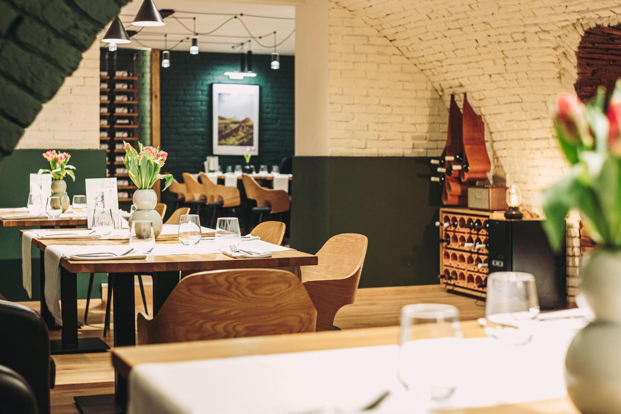 Stokker Hotel Oradea Eksteriør bilde