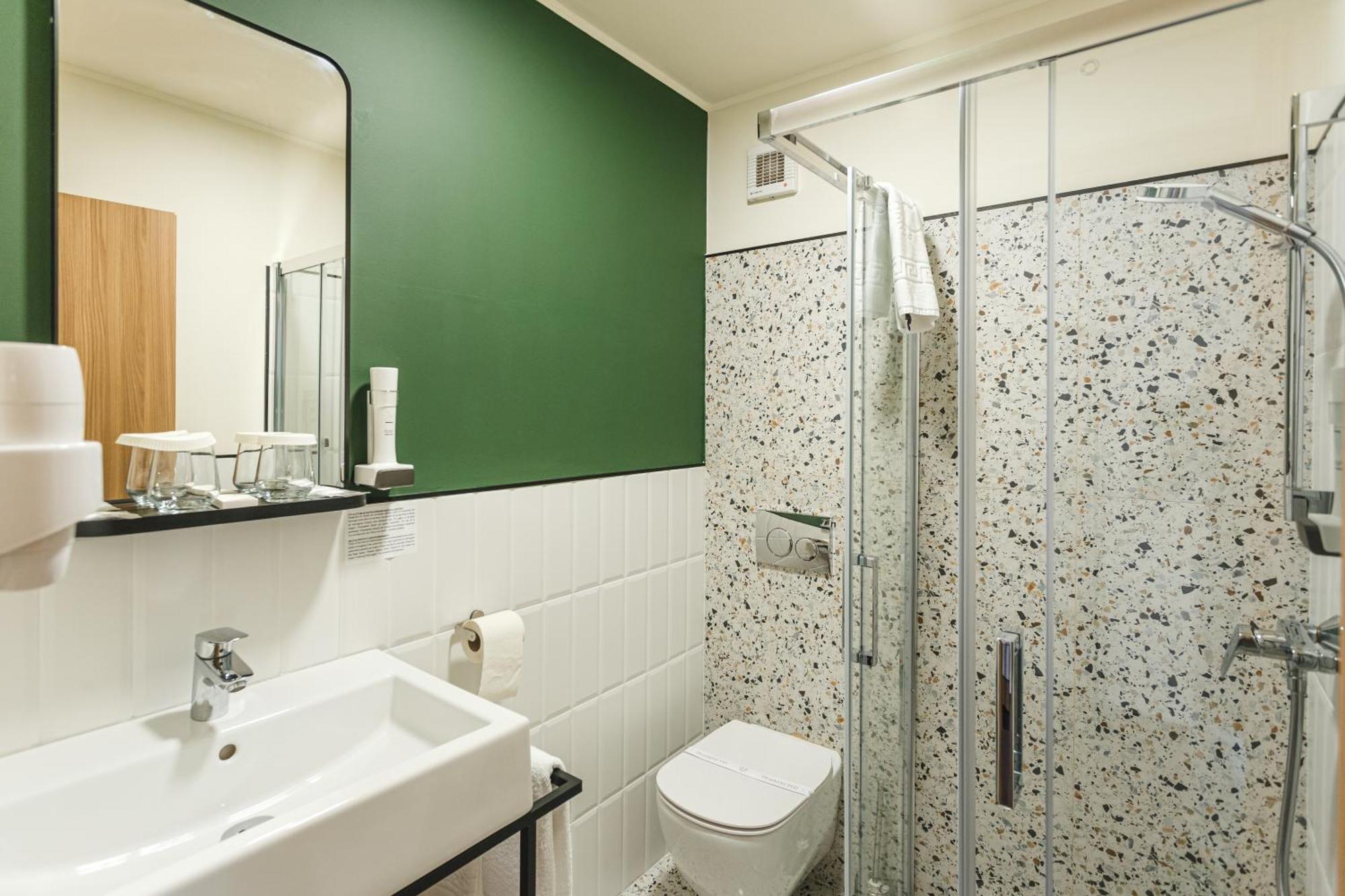 Stokker Hotel Oradea Eksteriør bilde